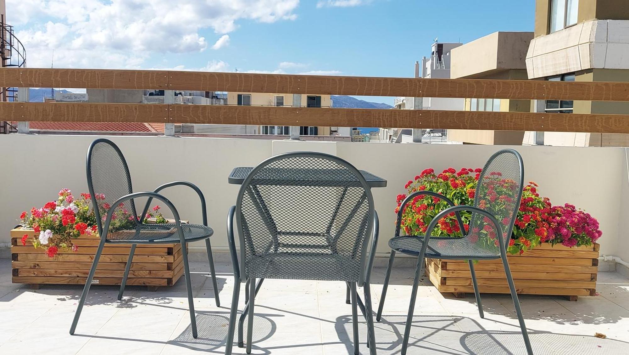 The Blue Apartment In The Heart Of Heraklion Екстериор снимка